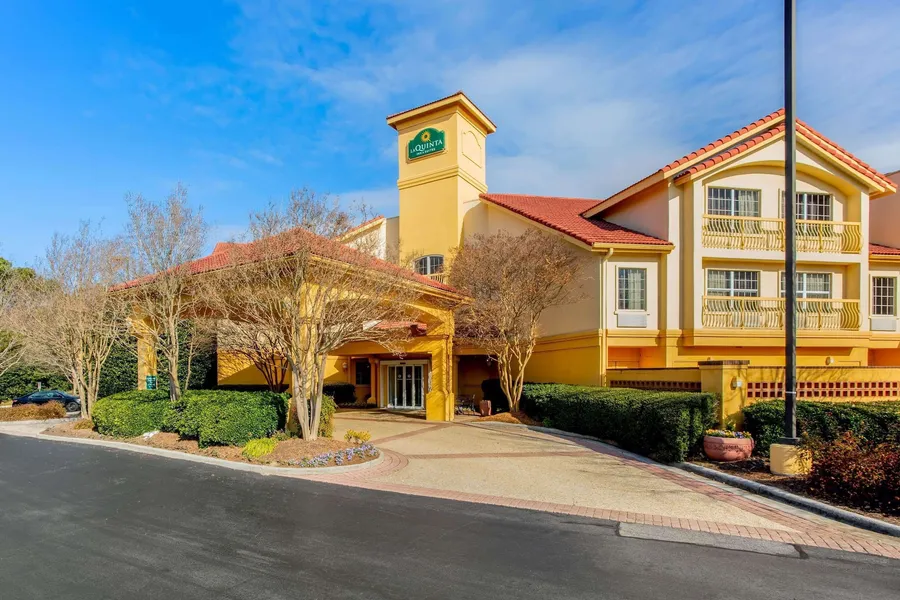 La Quinta Inn & Suites by Wyndham Raleigh Durham Intl AP hotel detail image 2