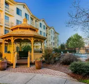 La Quinta Inn & Suites by Wyndham Raleigh Durham Intl AP hotel detail image 7