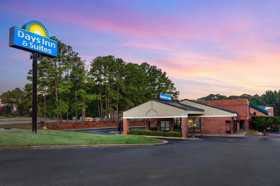Days Inn & Suites by Wyndham Rocky Mount Golden East hotel detail image 2