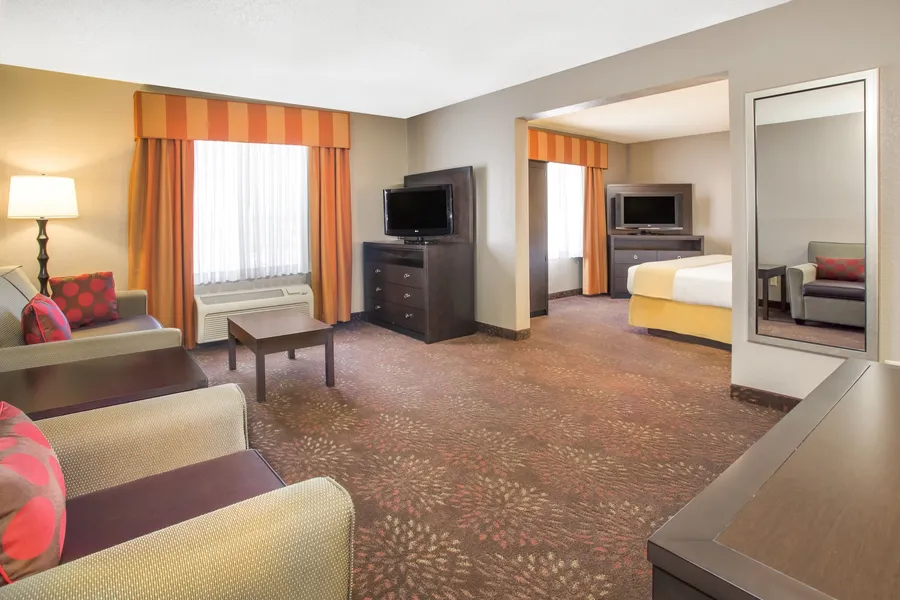Muncie Place Hotel & Suites hotel detail image 6