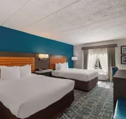 Comfort Inn Falls Church - Tysons Corner hotel detail image 3