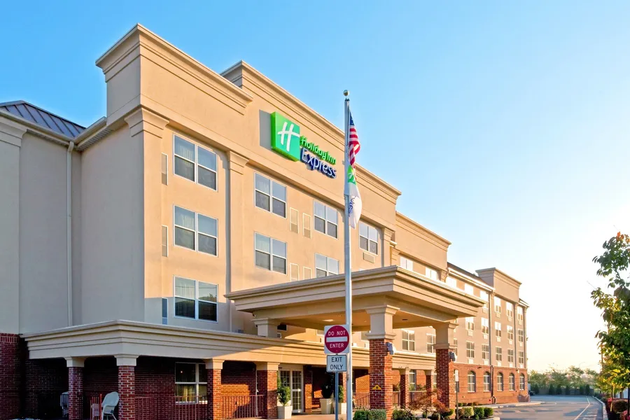 Holiday Inn Express Woodbridge by IHG hotel detail image 2