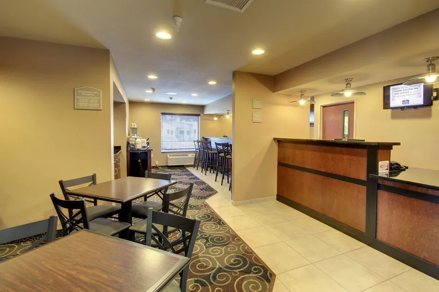 Cobblestone Inn & Suites - Rugby hotel detail image 2