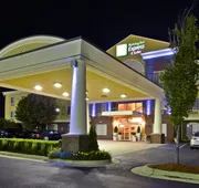 Holiday Inn Express Hotel & Suites Woodhaven by IHG hotel detail image 3