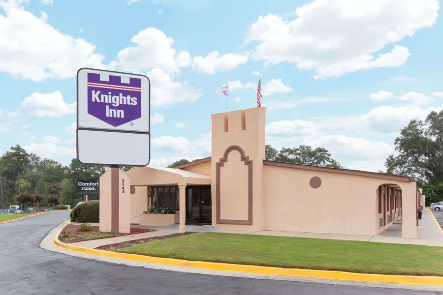 Knights Inn Tucker hotel detail image 2