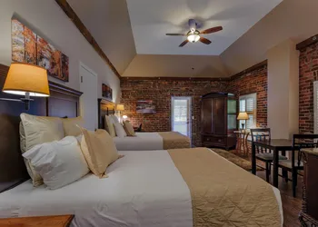 Grass Valley Courtyard Suites hotel thumbnail 6