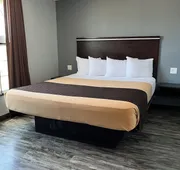 Laguna Inn & Suites hotel detail image 7