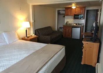 Sea Cliff House Motel hotel thumbnail 5