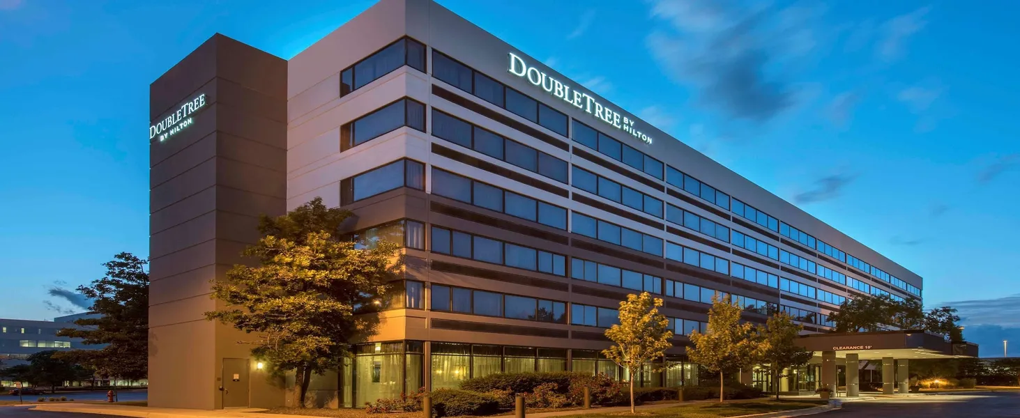 DoubleTree by Hilton Chicago Schaumburg hotel detail image 2