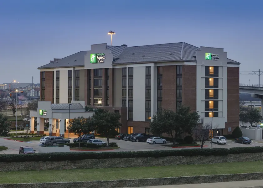 Holiday Inn Express & Suites Irving Conv Ctr - Las Colinas by IHG hotel detail image 2