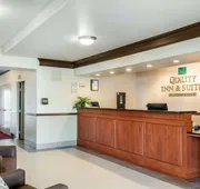 Quality Inn & Suites Albuquerque West hotel detail image 5