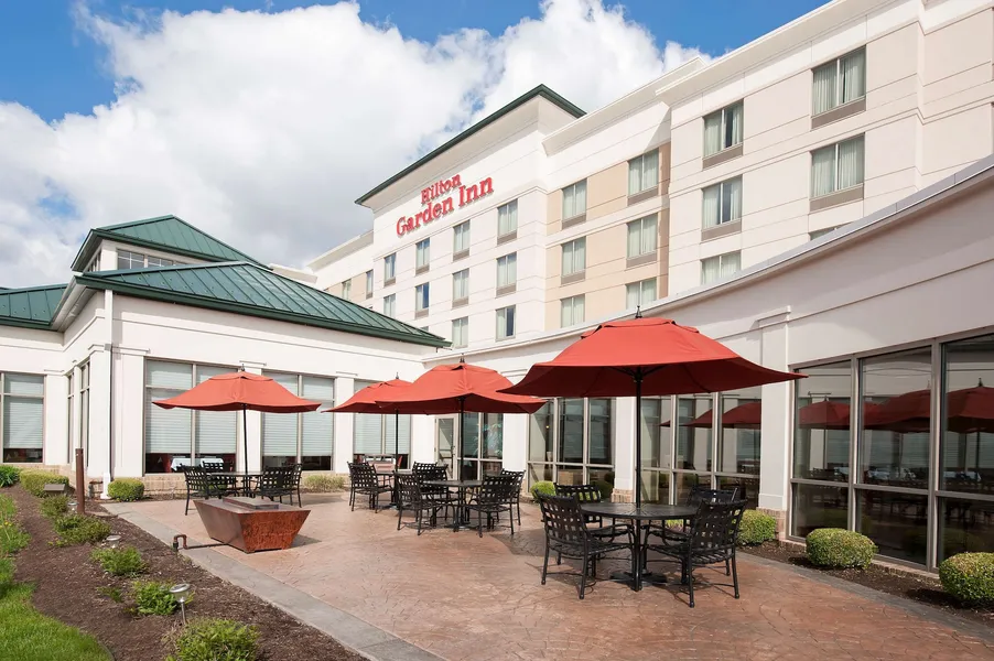 Hilton Garden Inn Columbus/Edinburgh hotel detail image 2