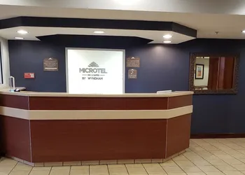 Microtel Inn & Suites by Wyndham Starkville hotel thumbnail 2