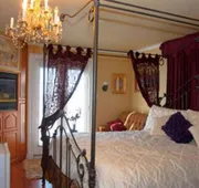 Ocean City Mansion hotel detail image 7