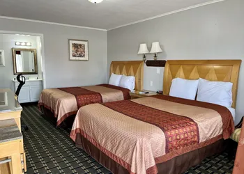 Chief Motel hotel thumbnail 8