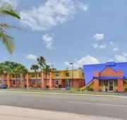 Americas Best Value Inn Sarasota Downtown hotel detail image 3