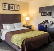 Quality Inn Tulsa-Downtown West hotel detail image 4