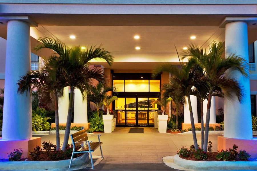 Holiday Inn Express Hotel & Suites Lake Okeechobee by IHG hotel detail image 2