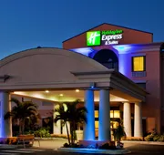 Holiday Inn Express Hotel & Suites Lake Okeechobee by IHG hotel detail image 3