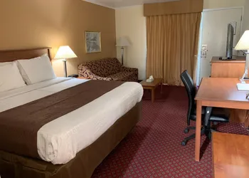 Red Carpet Inn and Suites Ebensburg hotel thumbnail 5