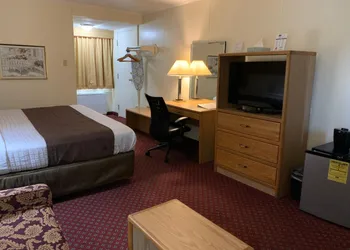 Red Carpet Inn and Suites Ebensburg hotel thumbnail 7