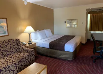Red Carpet Inn and Suites Ebensburg hotel thumbnail 8