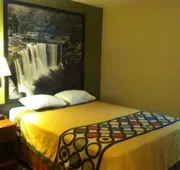Super 8 by Wyndham Madison IN hotel detail image 4