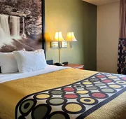Super 8 by Wyndham Madison IN hotel detail image 5