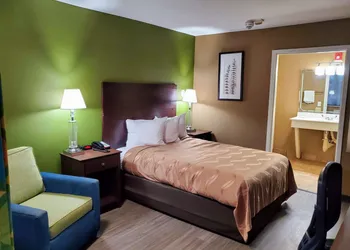 Quality Inn Kennesaw hotel thumbnail 5