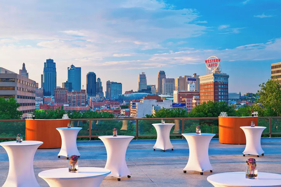 The Westin Kansas City at Crown Center hotel detail image 6