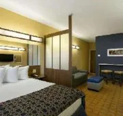 Quality Inn & Suites hotel detail image 3