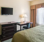 Quality Inn & Suites Harvey - Chicago Southland hotel detail image 4