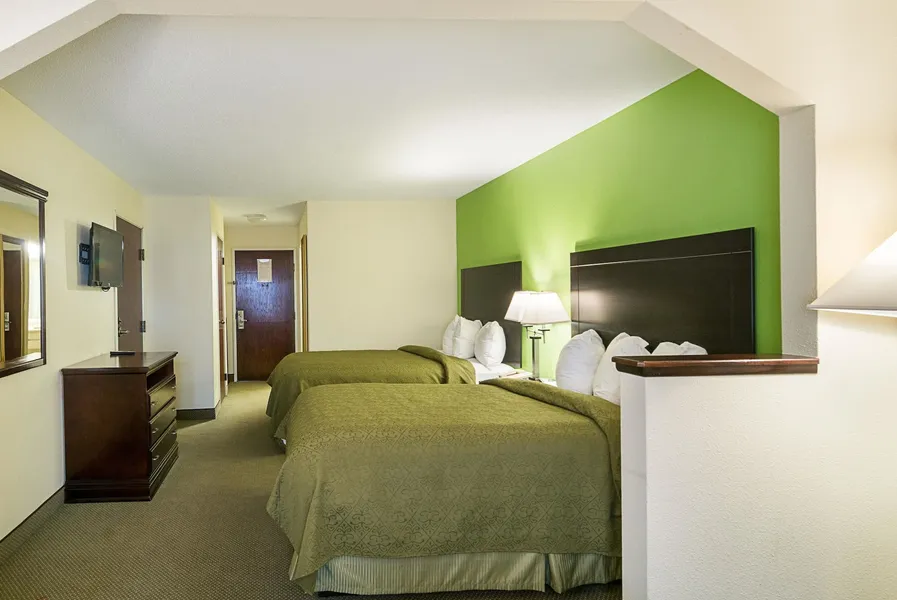 Quality Inn & Suites Harvey - Chicago Southland hotel detail image 6