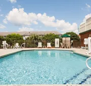 Country Inn & Suites by Radisson, Tifton, GA hotel detail image 4