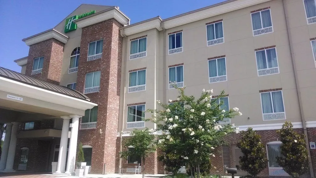 Holiday Inn Express & Suites Gonzales by IHG hotel detail image 2