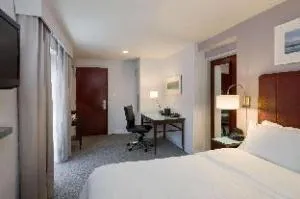 Hampton Inn Seaport Financial District hotel thumbnail 3