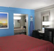 Days Inn by Wyndham Central San Antonio NW Medical Center hotel detail image 3