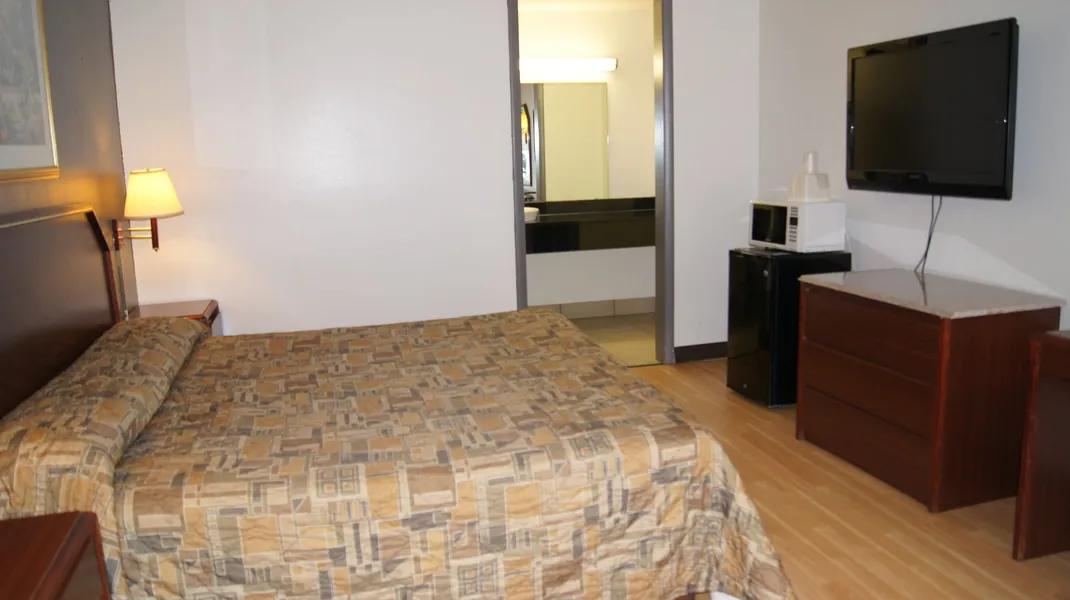Executive Inn hotel detail image 6