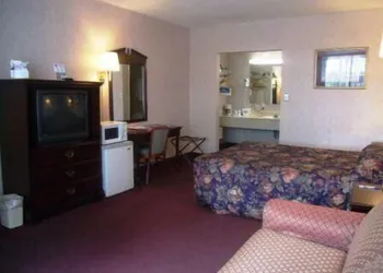 Travel Inn hotel thumbnail 5