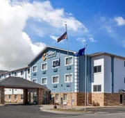 Comfort Inn & Suites hotel detail image 3
