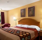 Super 8 by Wyndham Indianapolis/Southport Rd hotel detail image 3