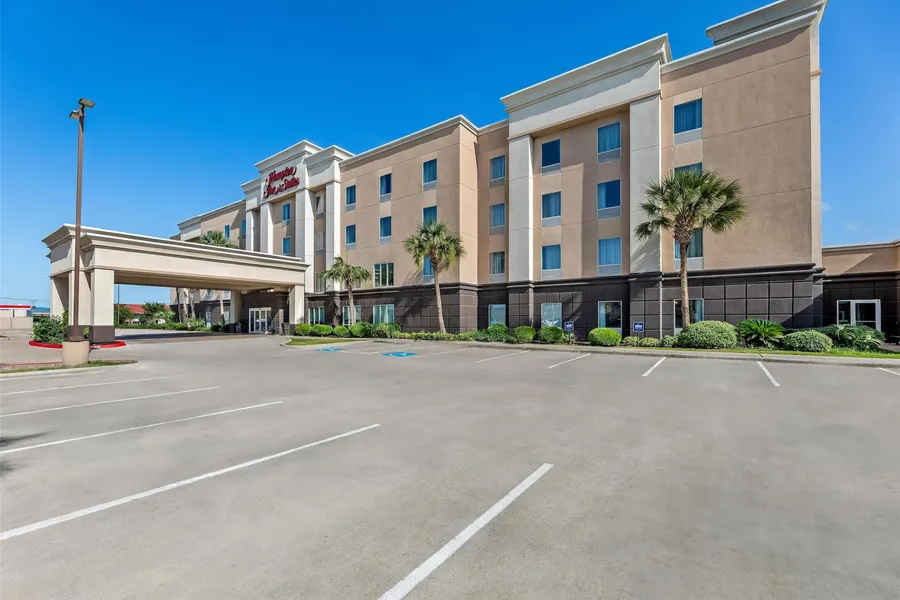 Hampton Inn & Suites Corpus Christi I-37 - Navigation Blvd hotel detail image 2