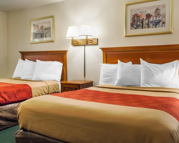 Econo Lodge Somers Point hotel detail image 6
