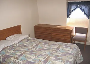 Lakeside Get-A-Way hotel thumbnail 6