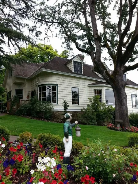Campbell House Inn hotel detail image 6
