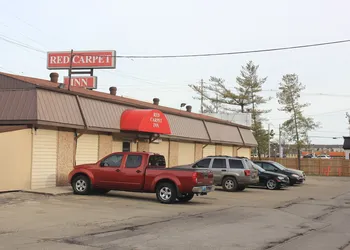 Red Carpet Inn - Louisville hotel thumbnail 6