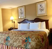 Scottish Inn Sturbridge hotel detail image 7