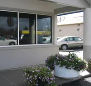 Utica Rest Inn hotel detail image 5