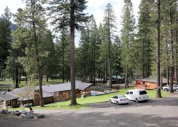 Eagle Cap Chalets hotel thumbnail 5