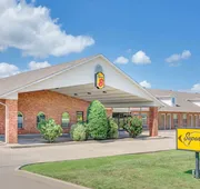 Super 8 by Wyndham Big Cabin/Vinita Area hotel detail image 4
